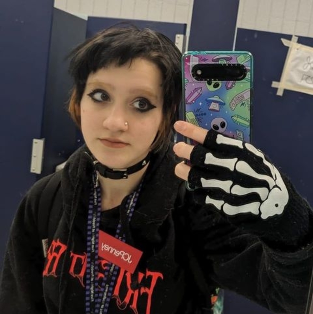 Meet your Posher, Tessa